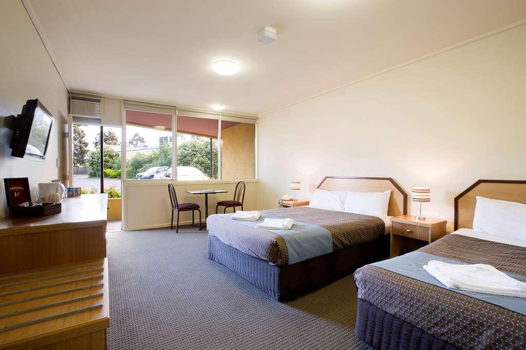 Nightcap At Monash Hotel Clayton Room photo